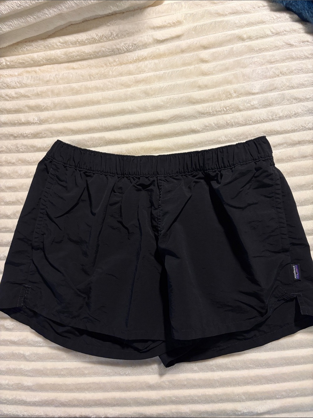 Patagonia barely baggies women’s large